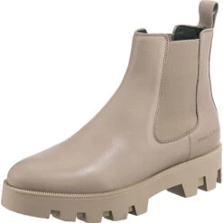 Pilar 10a Chelsea Boots